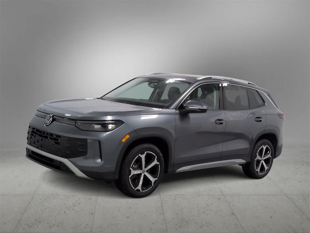 New 2026 Volkswagen Tiguan 2.0T SE SUV