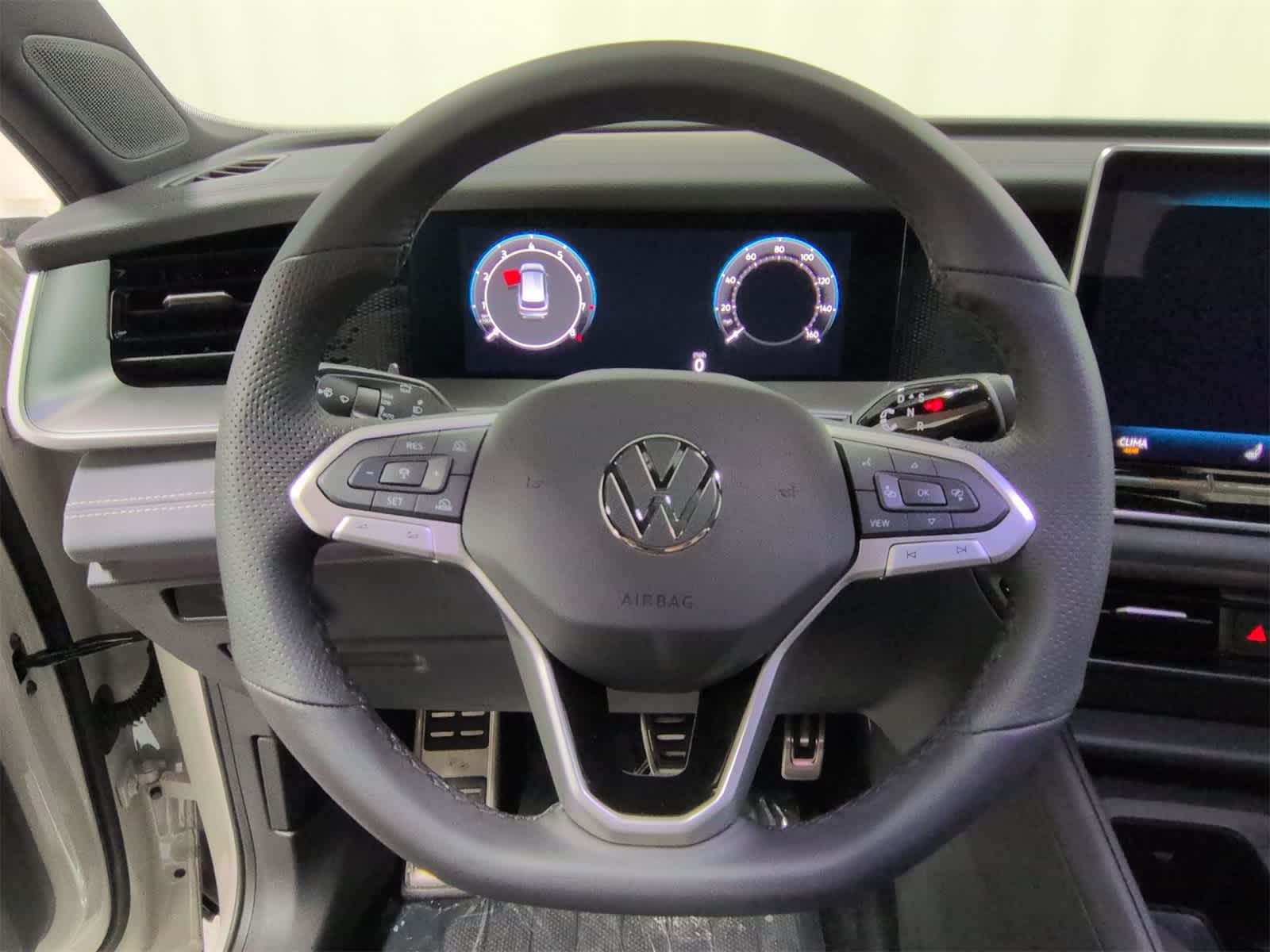 Thumbnail: 2026 Volkswagen Tiguan - 25