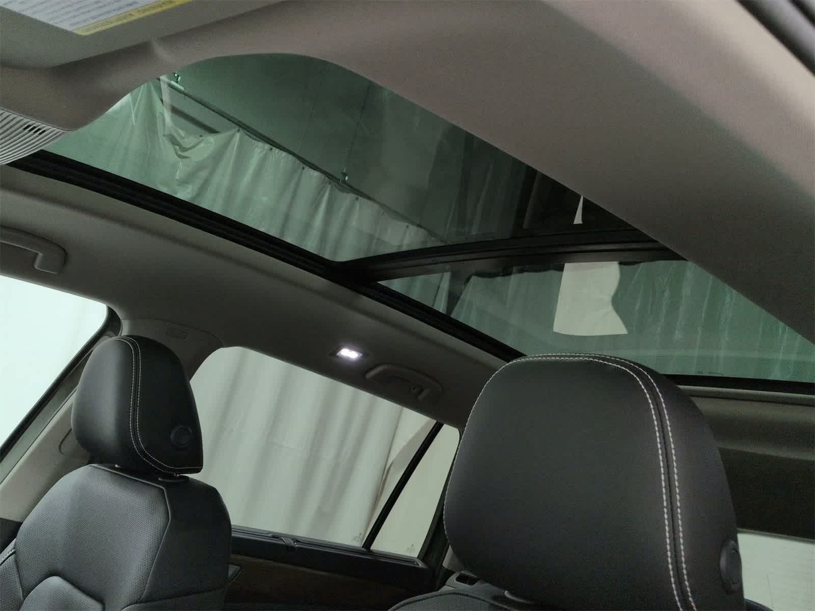 Thumbnail: 2026 Volkswagen Atlas - 20