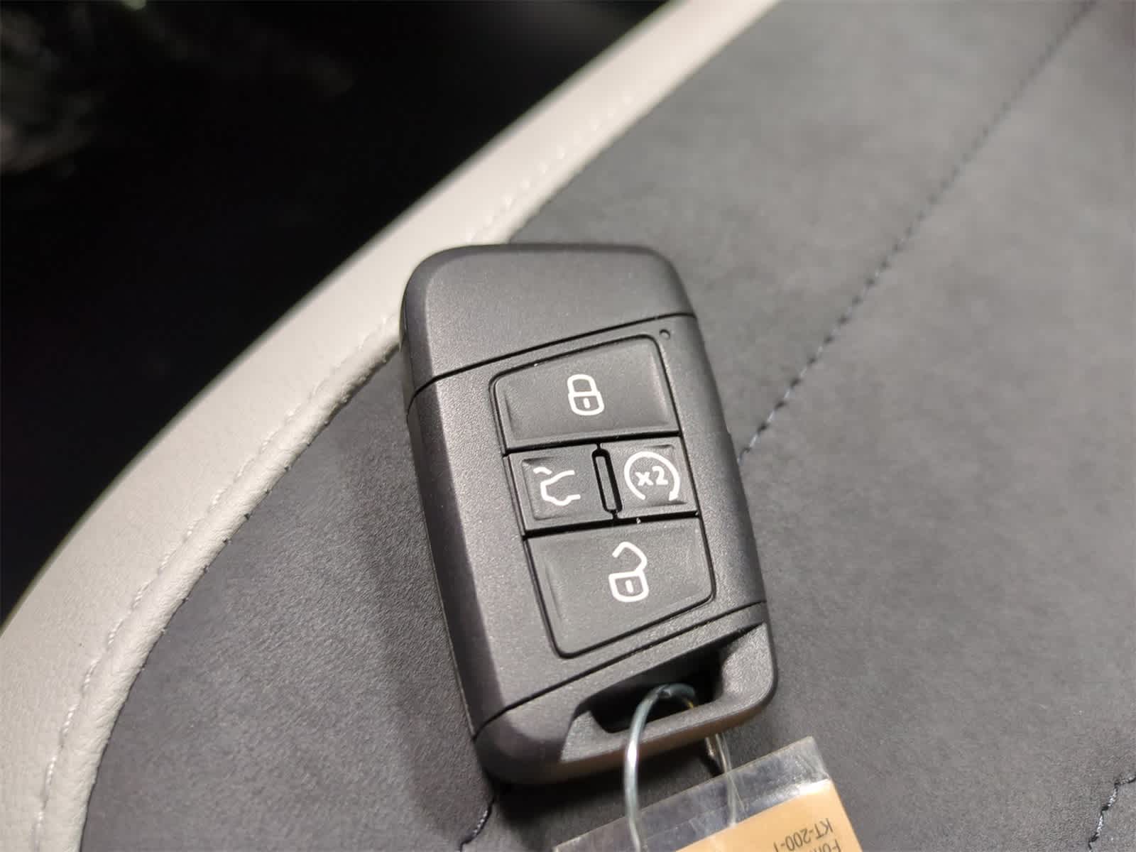 Thumbnail: 2026 Volkswagen Taos - 41