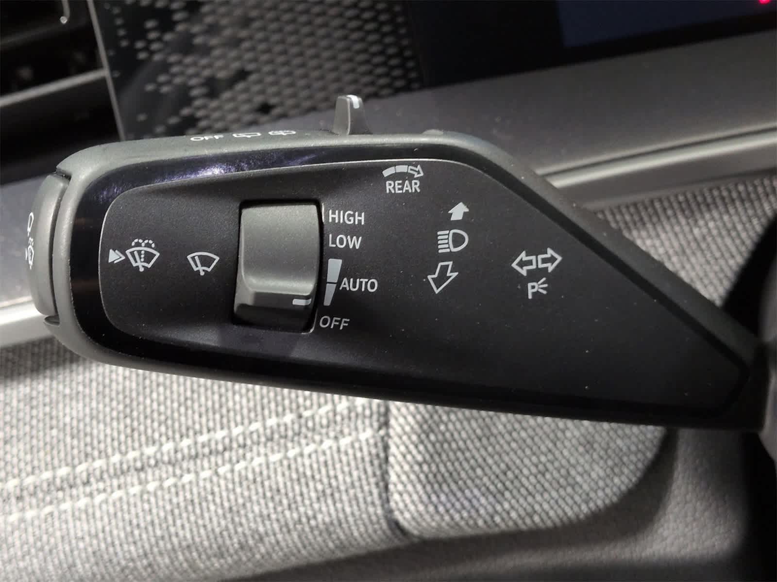 Thumbnail: 2026 Volkswagen Tiguan - 25