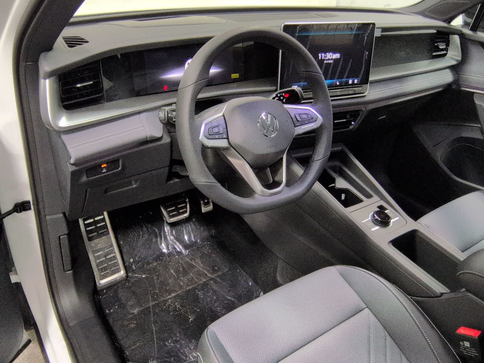 2026 Volkswagen Tiguan SE R-LINE BLACK - Photo 10