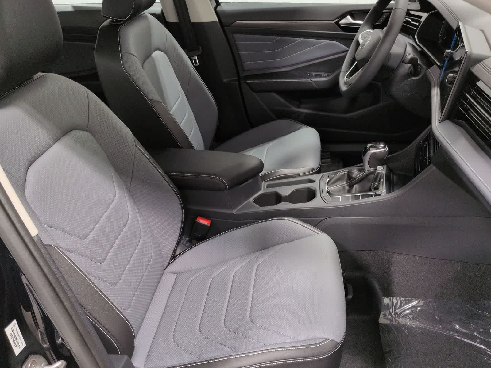 2026 Volkswagen Jetta SEL - Photo 24