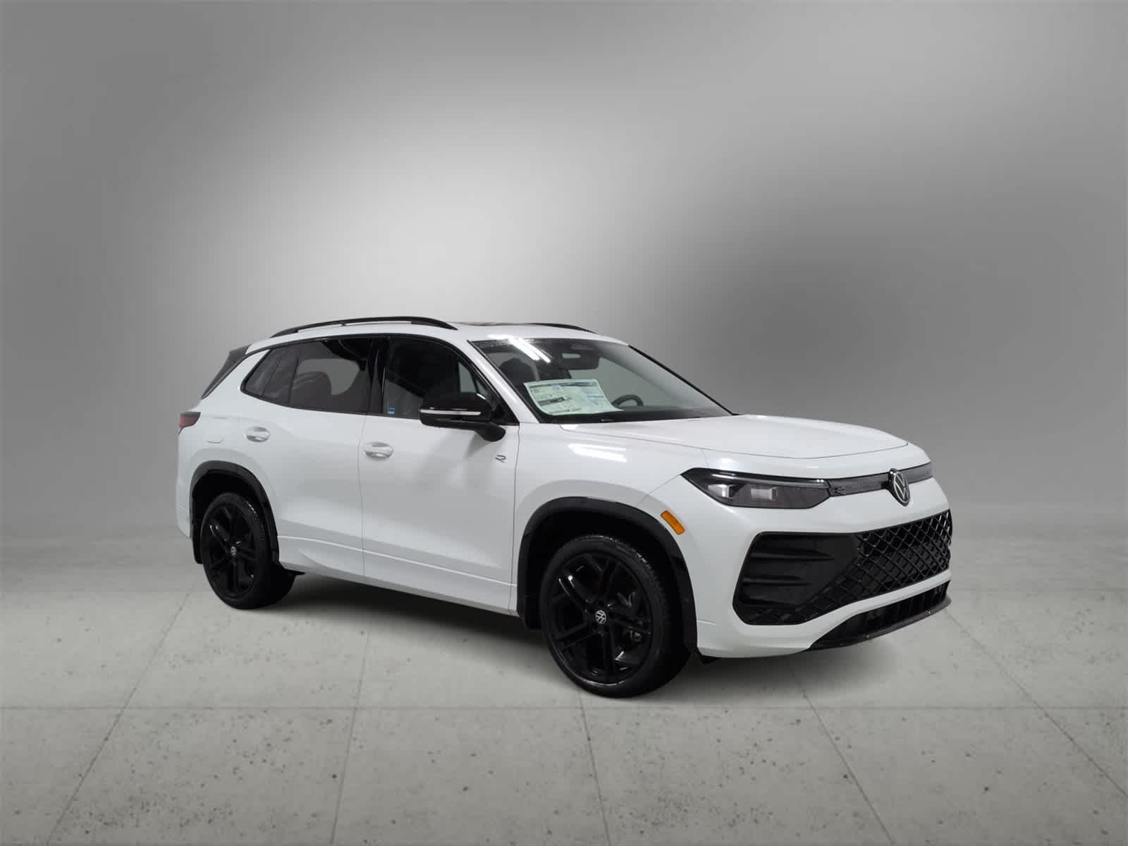 Thumbnail: 2026 Volkswagen Tiguan - 2