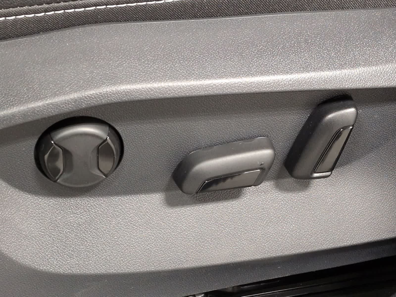 2026 Volkswagen Taos SEL - Photo 18