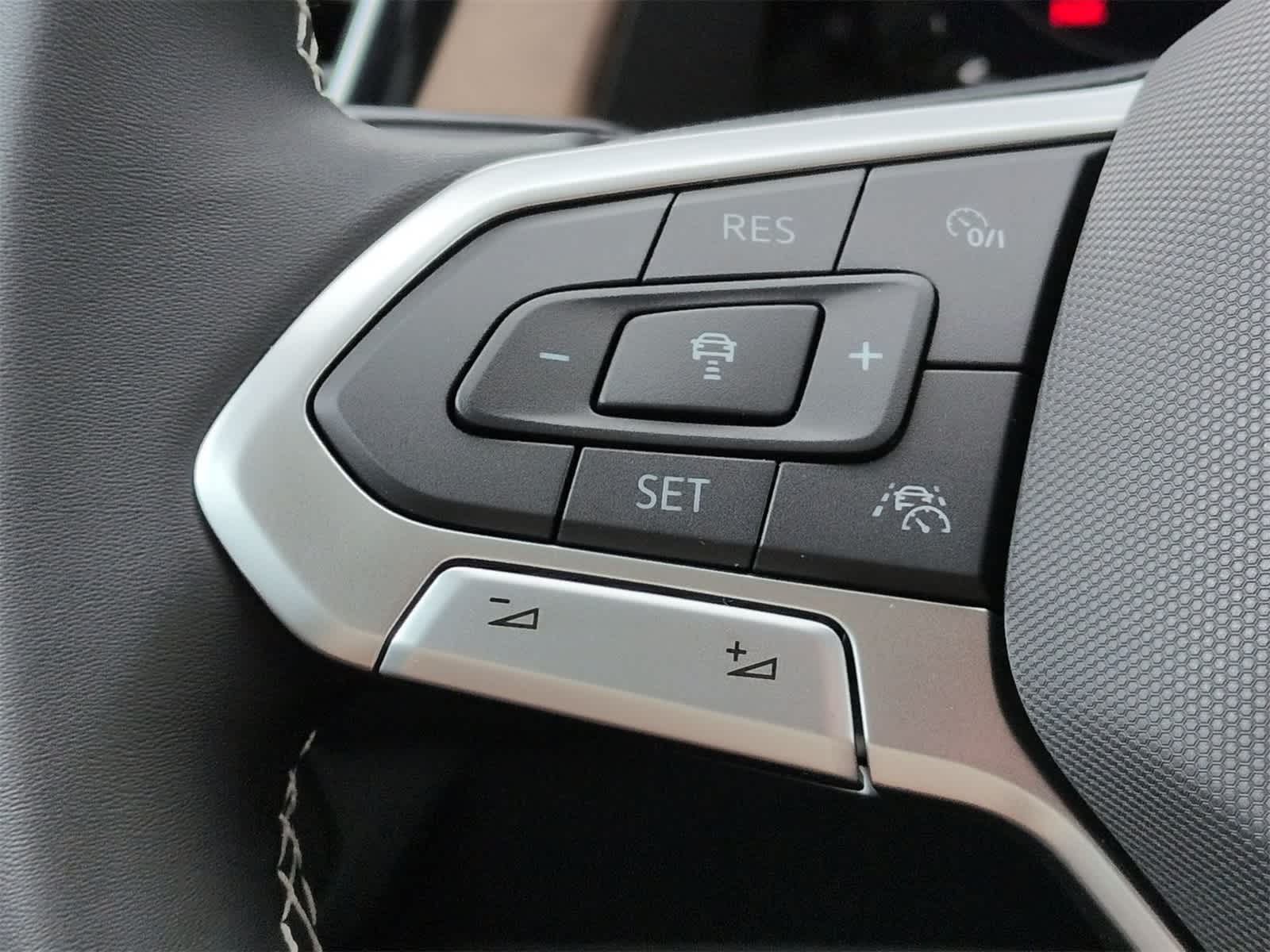 Thumbnail: 2026 Volkswagen Atlas - 25