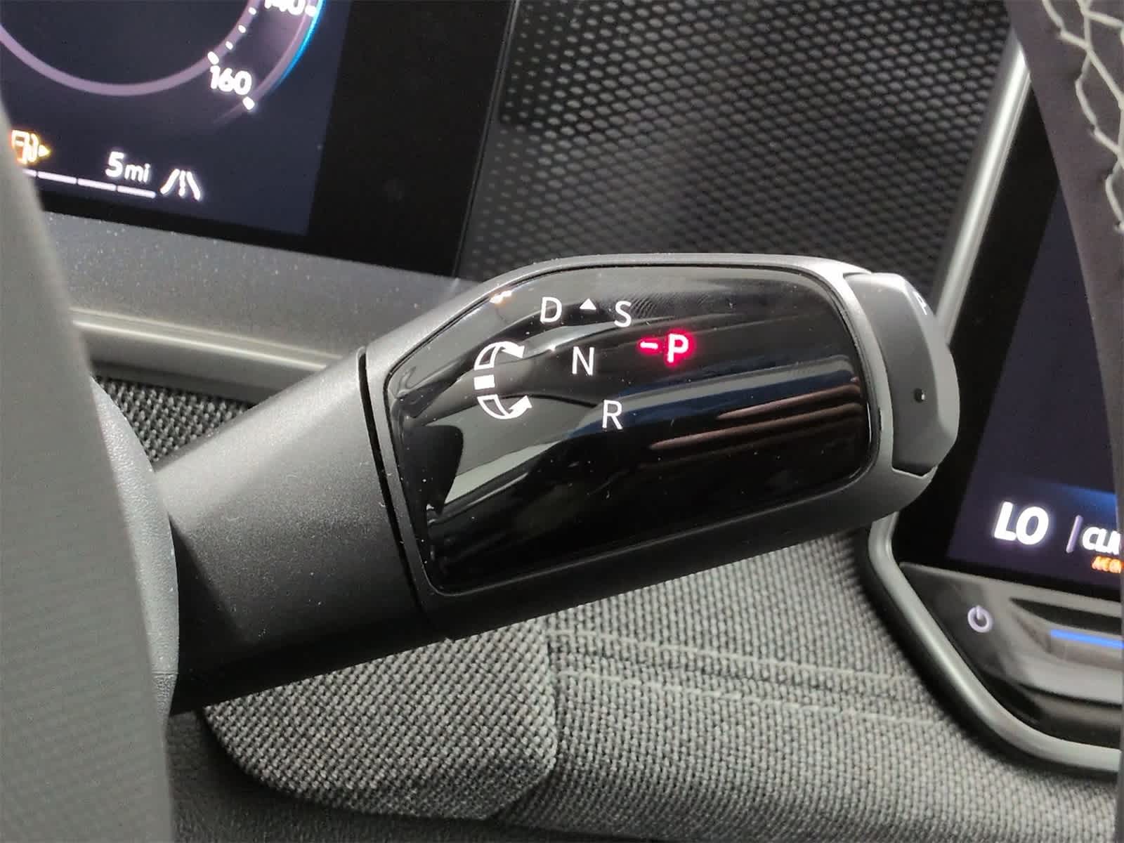 Thumbnail: 2026 Volkswagen Tiguan - 31