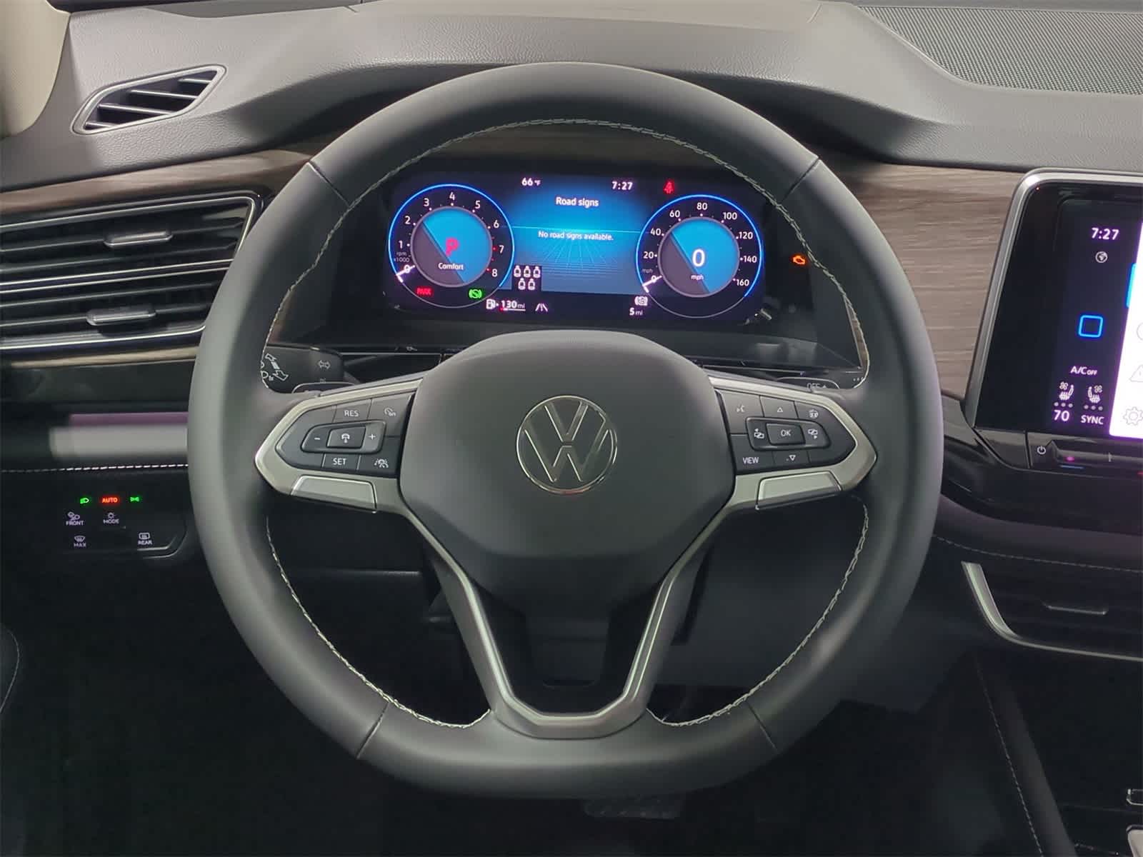 Thumbnail: 2026 Volkswagen Atlas - 24