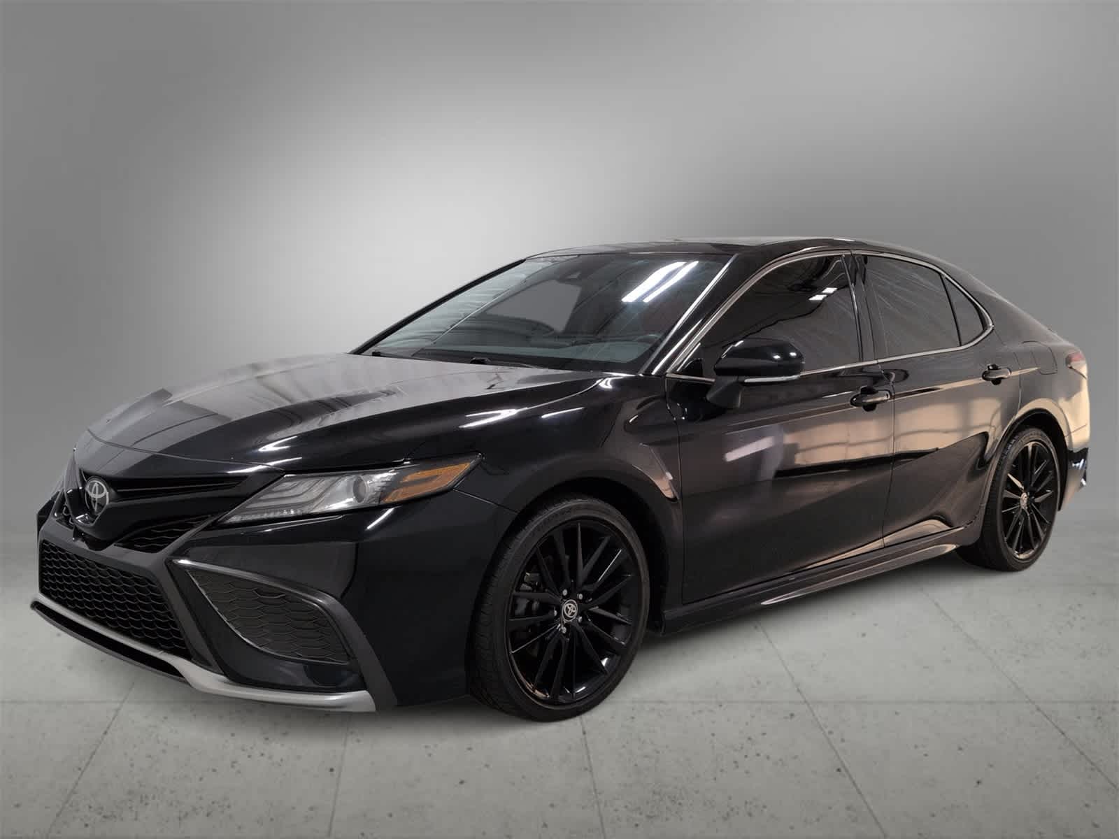 2021 Toyota Camry XSE photo 4