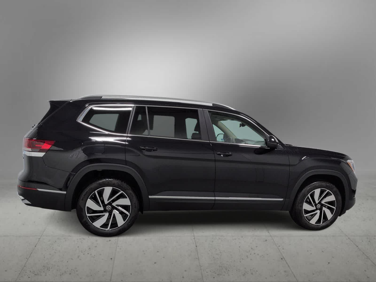 Thumbnail: 2026 Volkswagen Atlas - 9