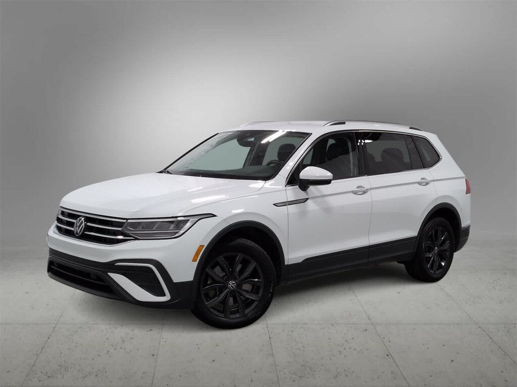 Used 2024 Volkswagen Tiguan 2.0T SE SUV