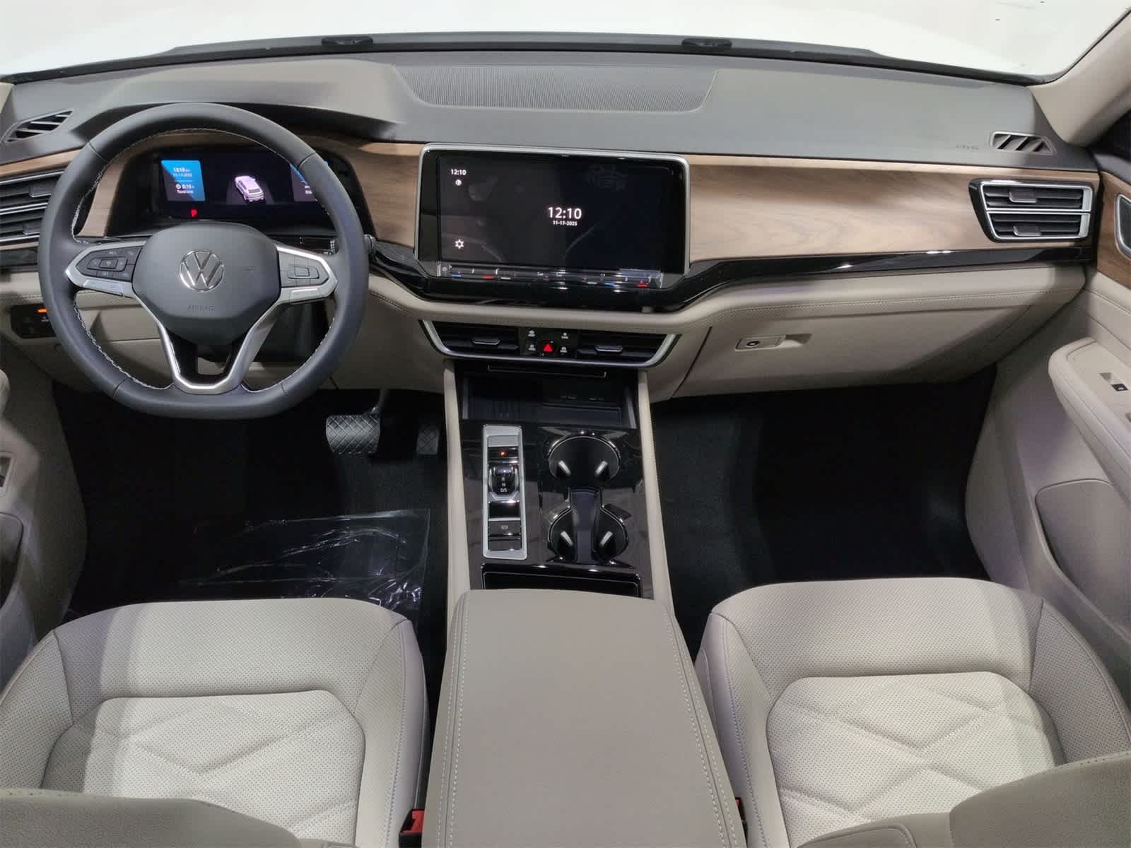 Thumbnail: 2026 Volkswagen Atlas - 16