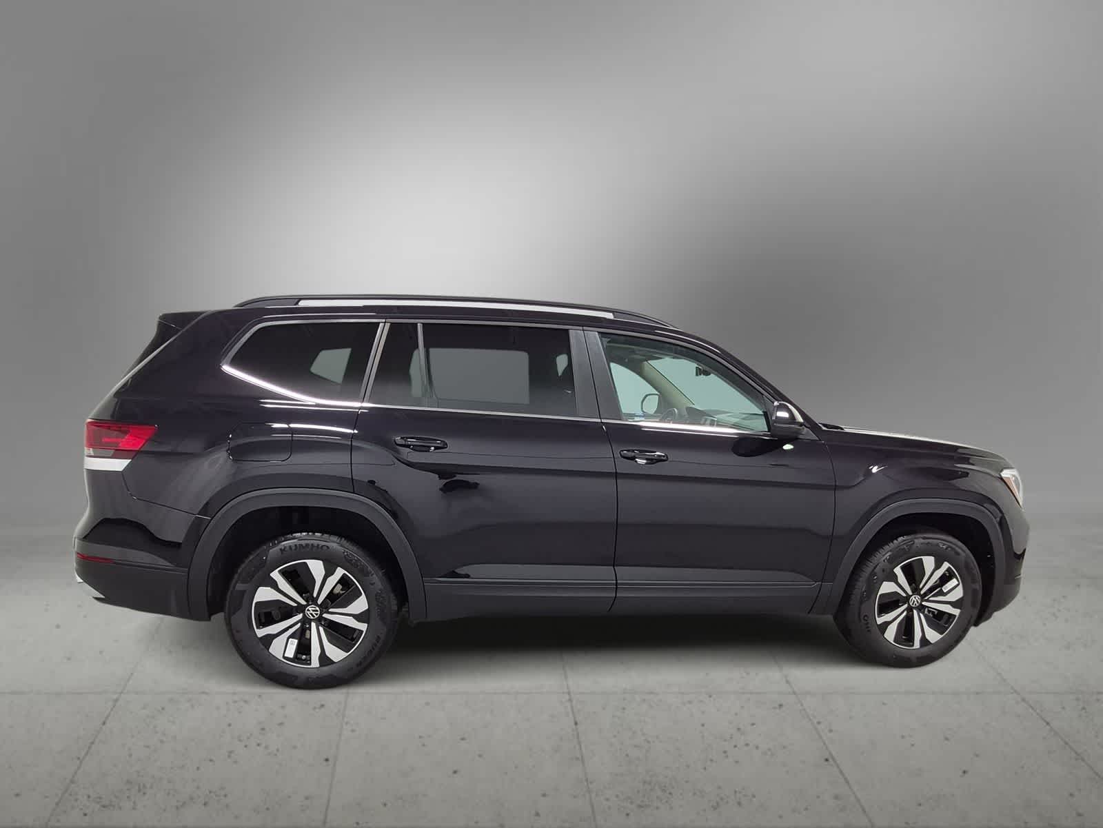 Thumbnail: 2026 Volkswagen Atlas - 9