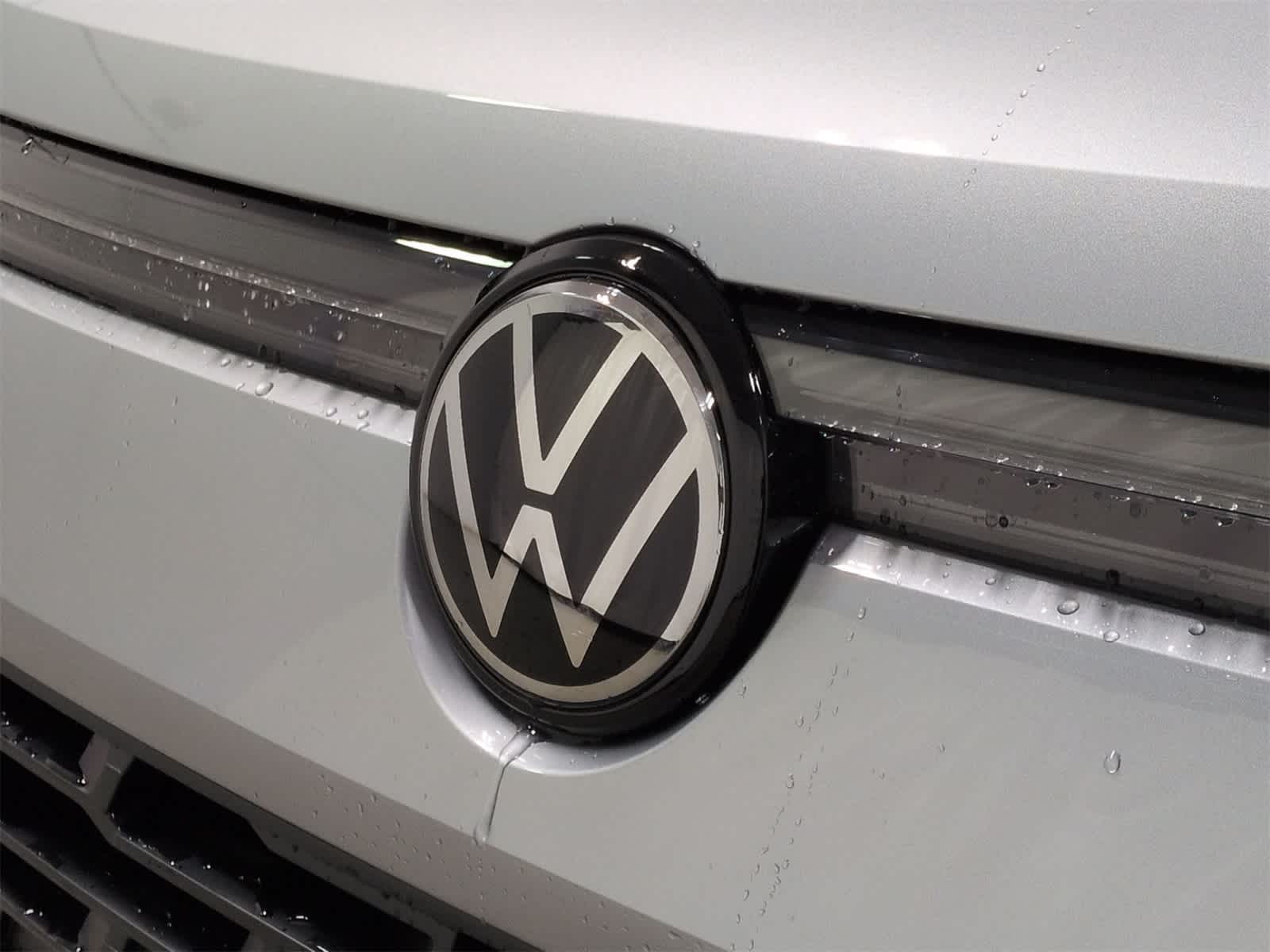 Thumbnail: 2026 Volkswagen Tiguan - 13