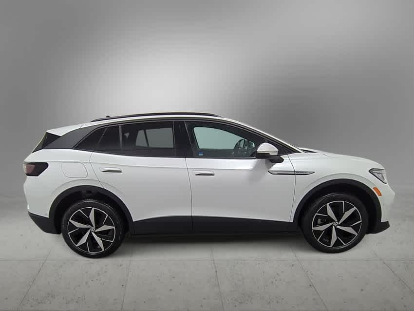 2025 Volkswagen ID.4 Pro S 9