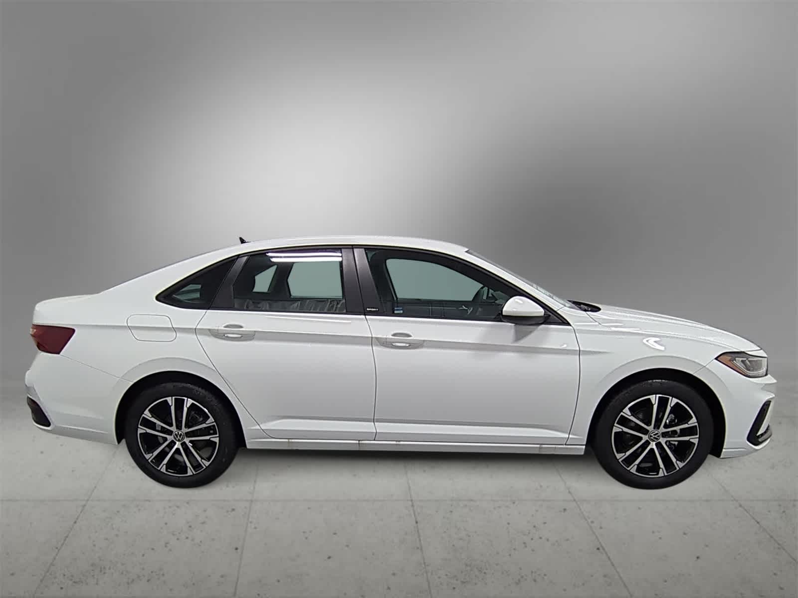 Thumbnail: 2026 Volkswagen Jetta - 9