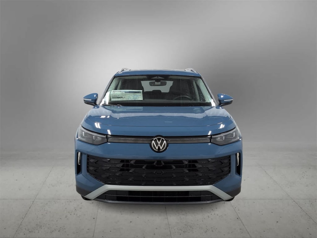 New 2026 Volkswagen Tiguan 2.0T SE SUV