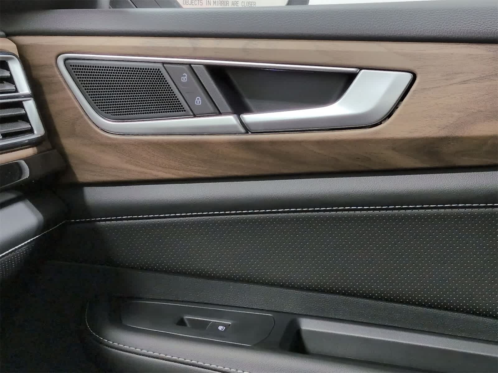 Thumbnail: 2026 Volkswagen Atlas - 31