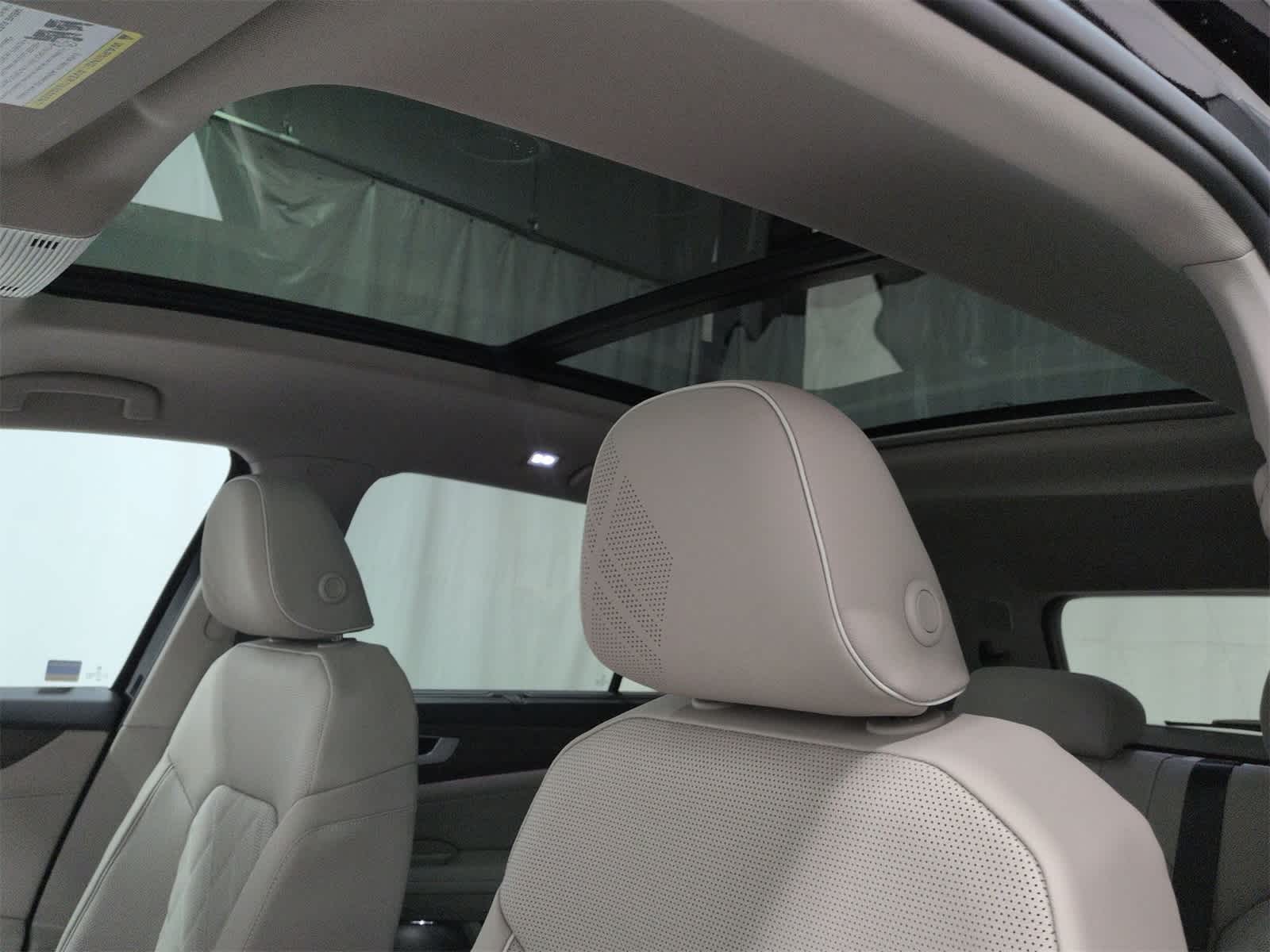 Thumbnail: 2026 Volkswagen Atlas - 20