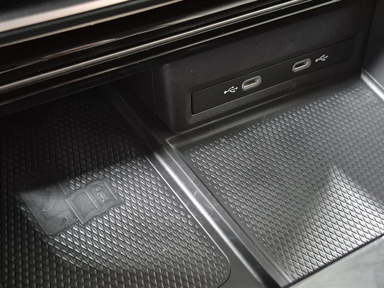 2024 Volkswagen Atlas SE w/Tech - Photo 28