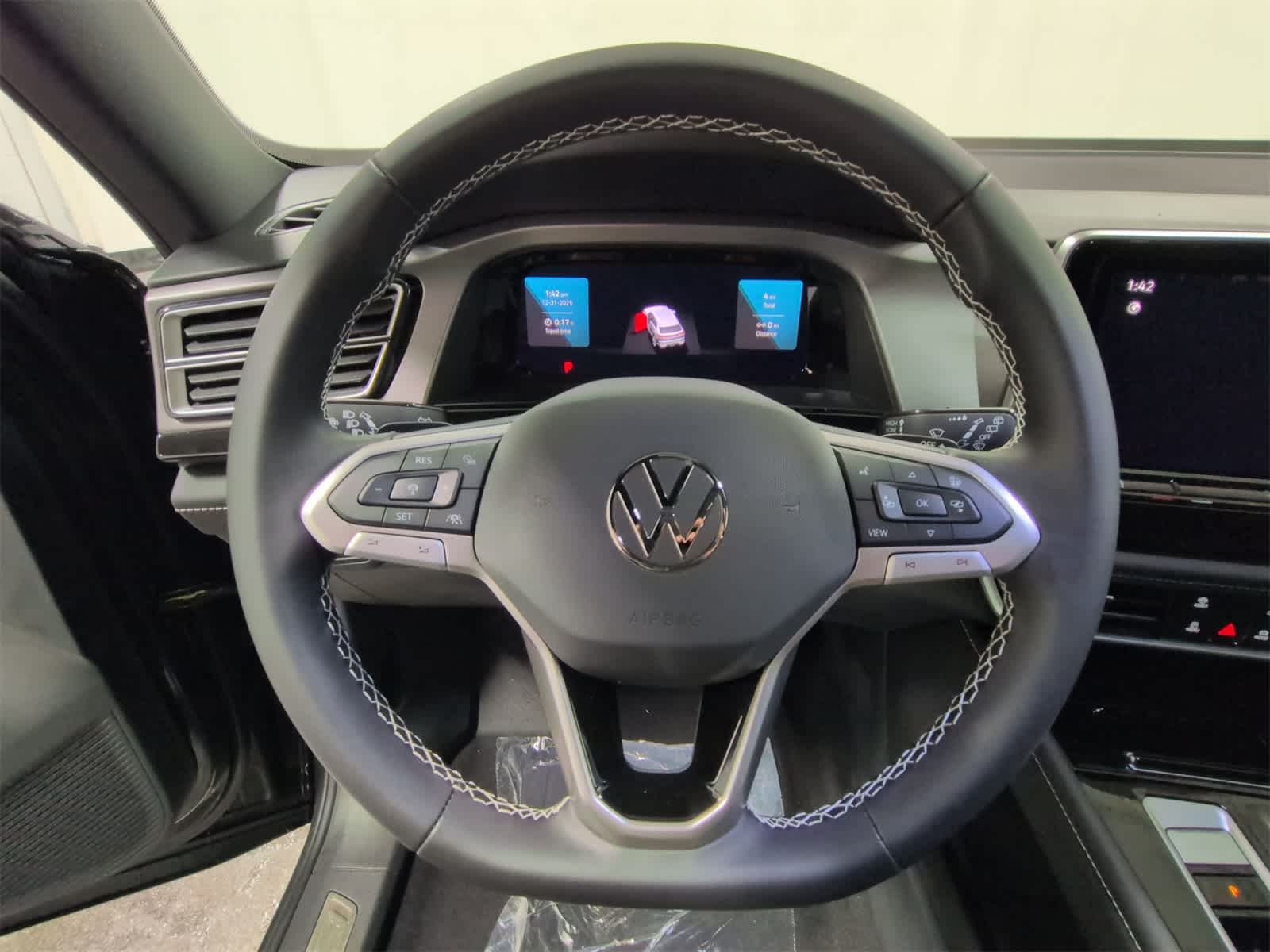 Thumbnail: 2026 Volkswagen Atlas - 25