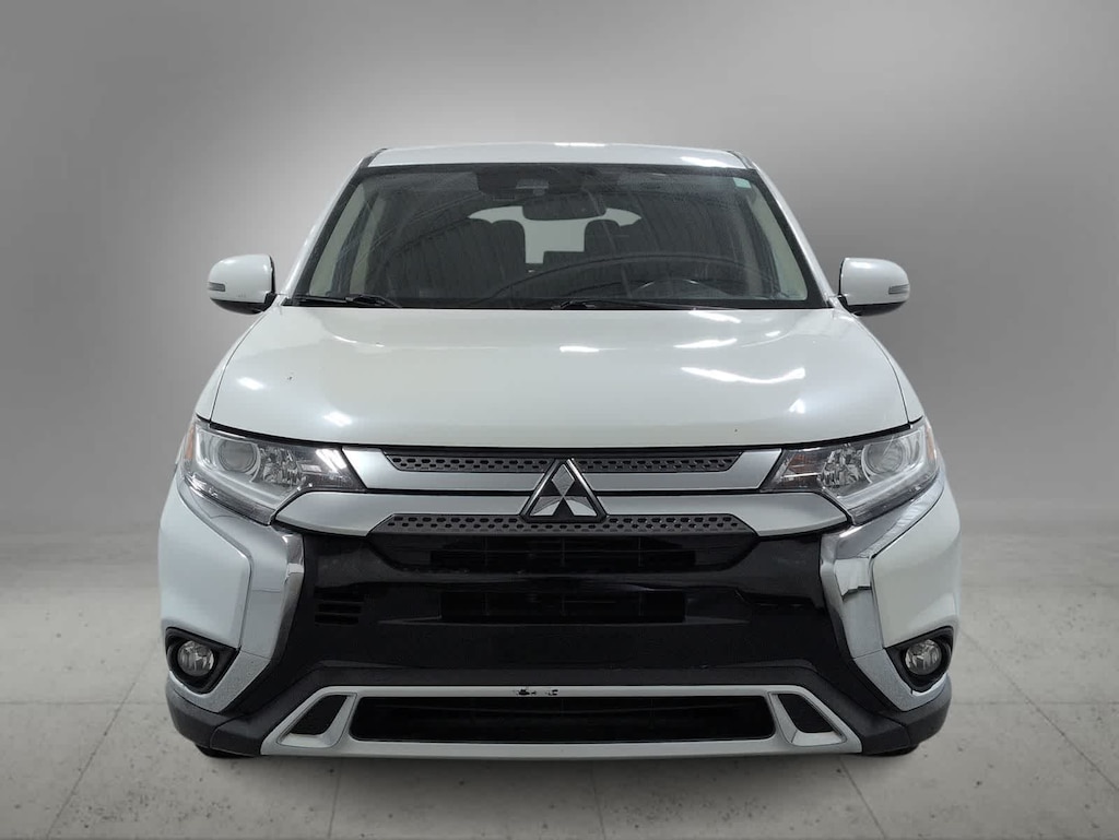 Used 2020 Mitsubishi Outlander SE CUV