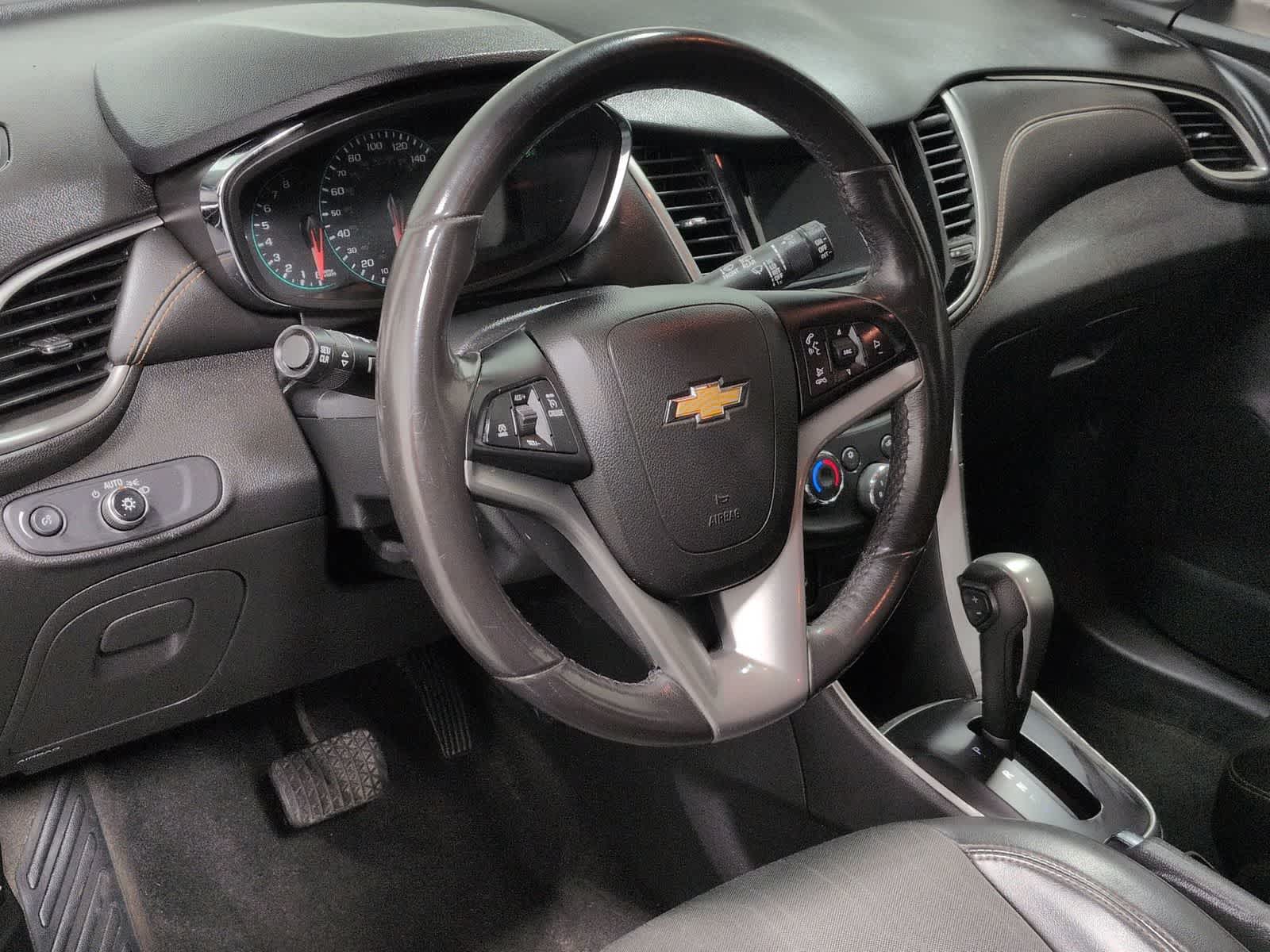 Thumbnail: 2019 Chevrolet Trax - 9