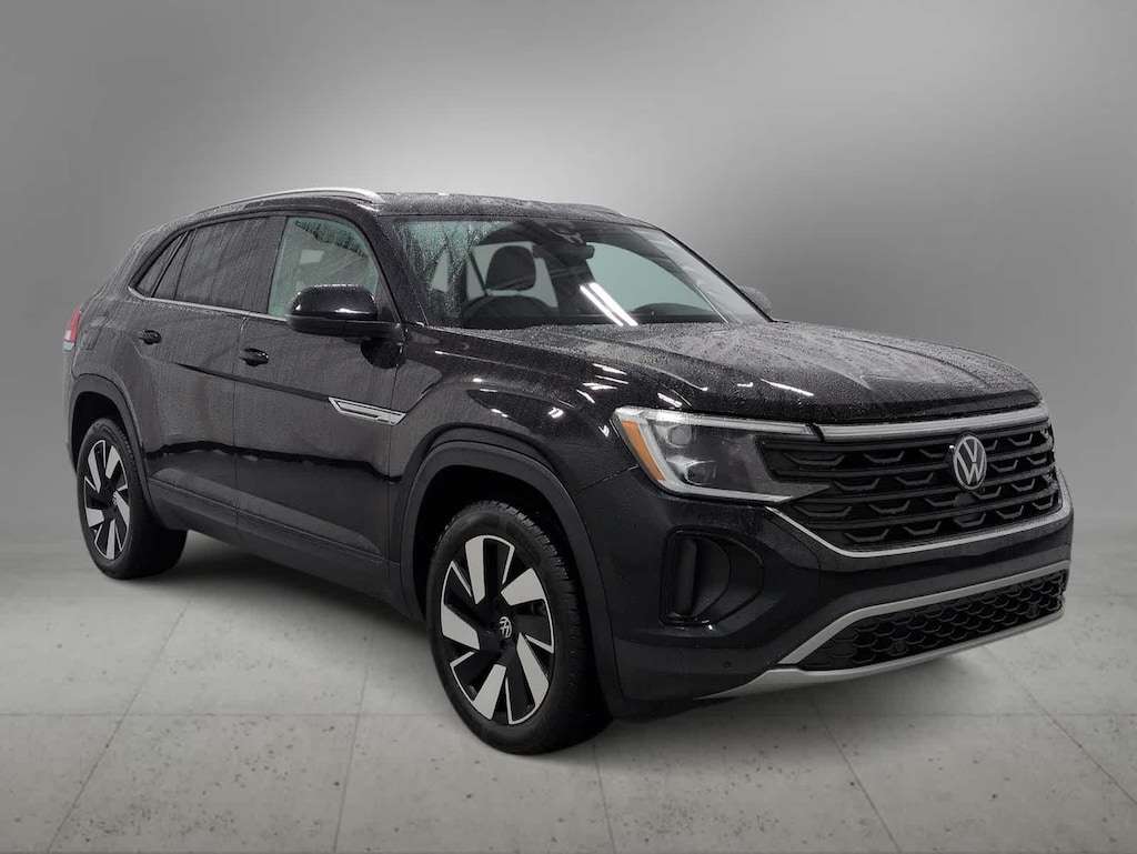 Used 2024 Volkswagen Atlas Cross Sport 2.0T SE w/Technology SUV