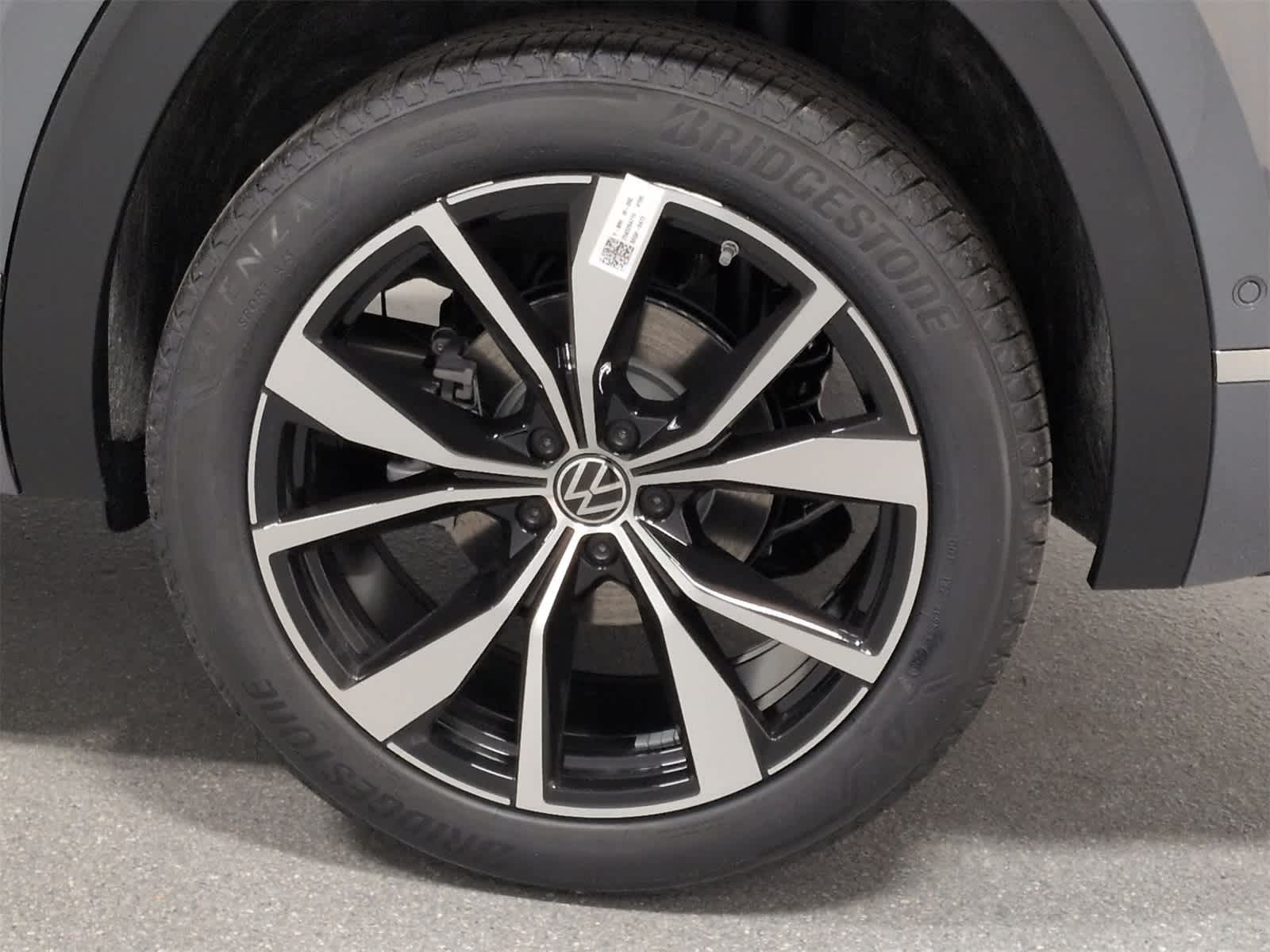 Thumbnail: 2026 Volkswagen Atlas - 14