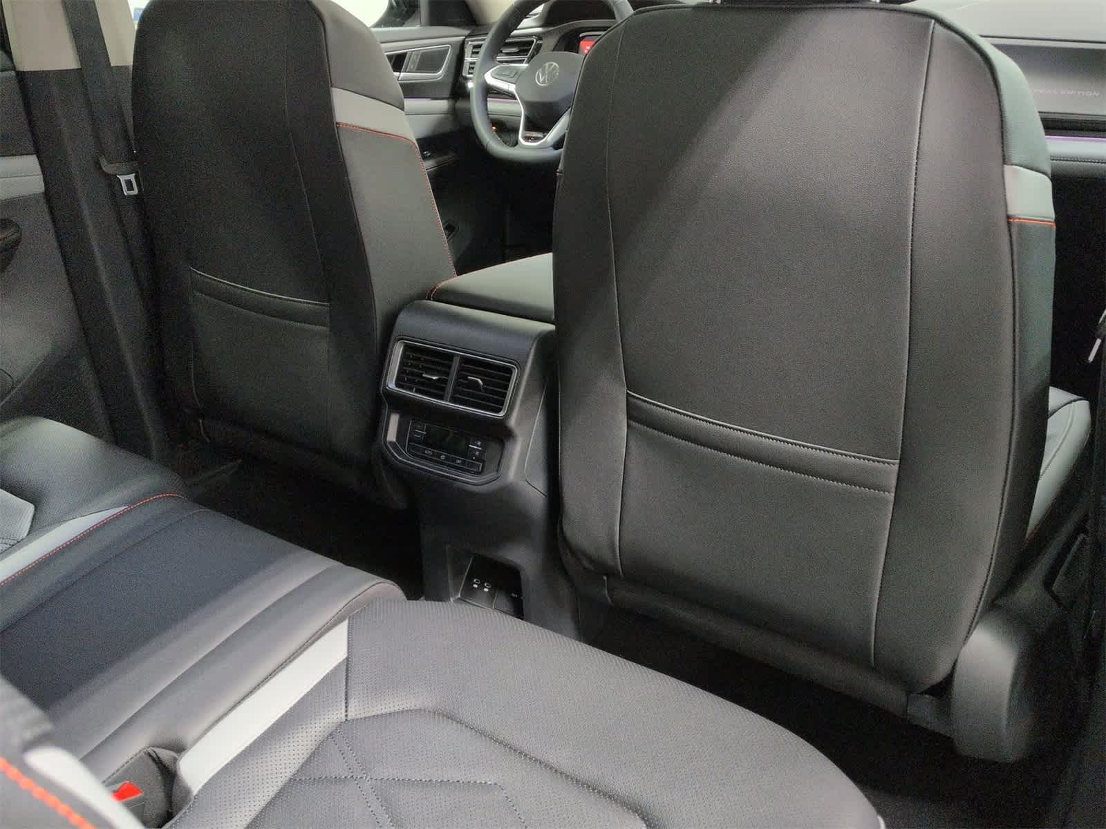 Thumbnail: 2026 Volkswagen Atlas - 19