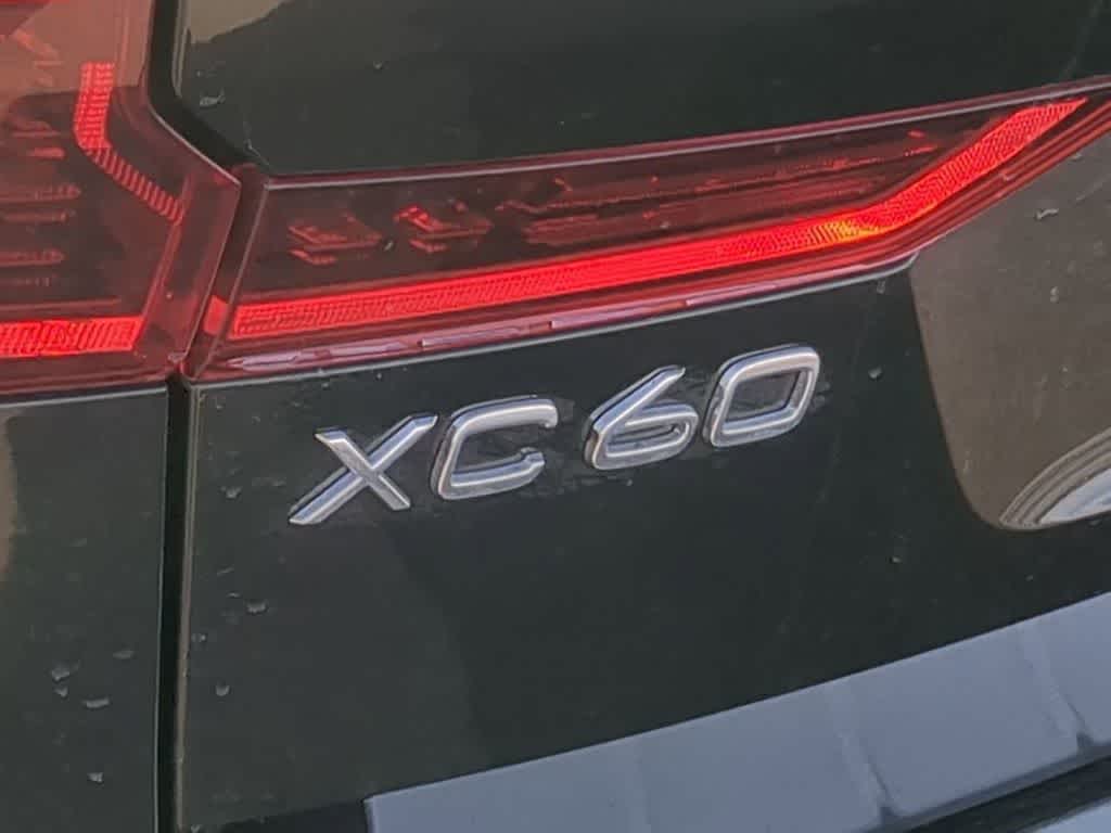 Thumbnail: 2026 Volvo XC60 - 12