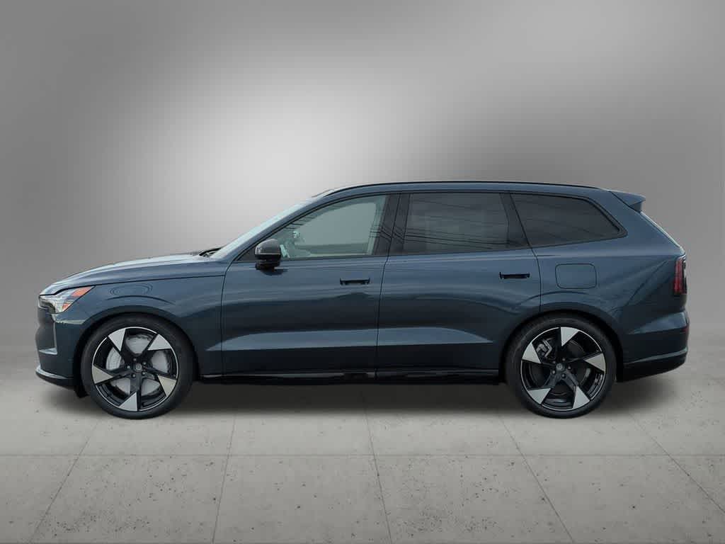 Thumbnail: 2025 Volvo EX90 - 3