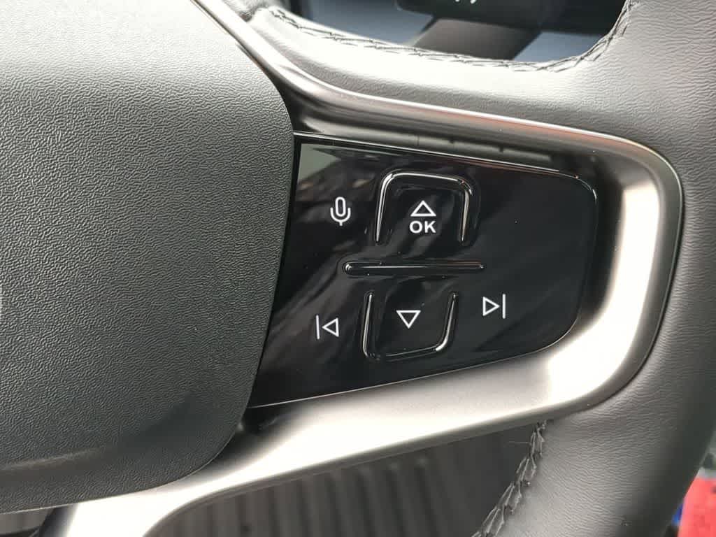 Thumbnail: 2025 Volvo EX30 - 23