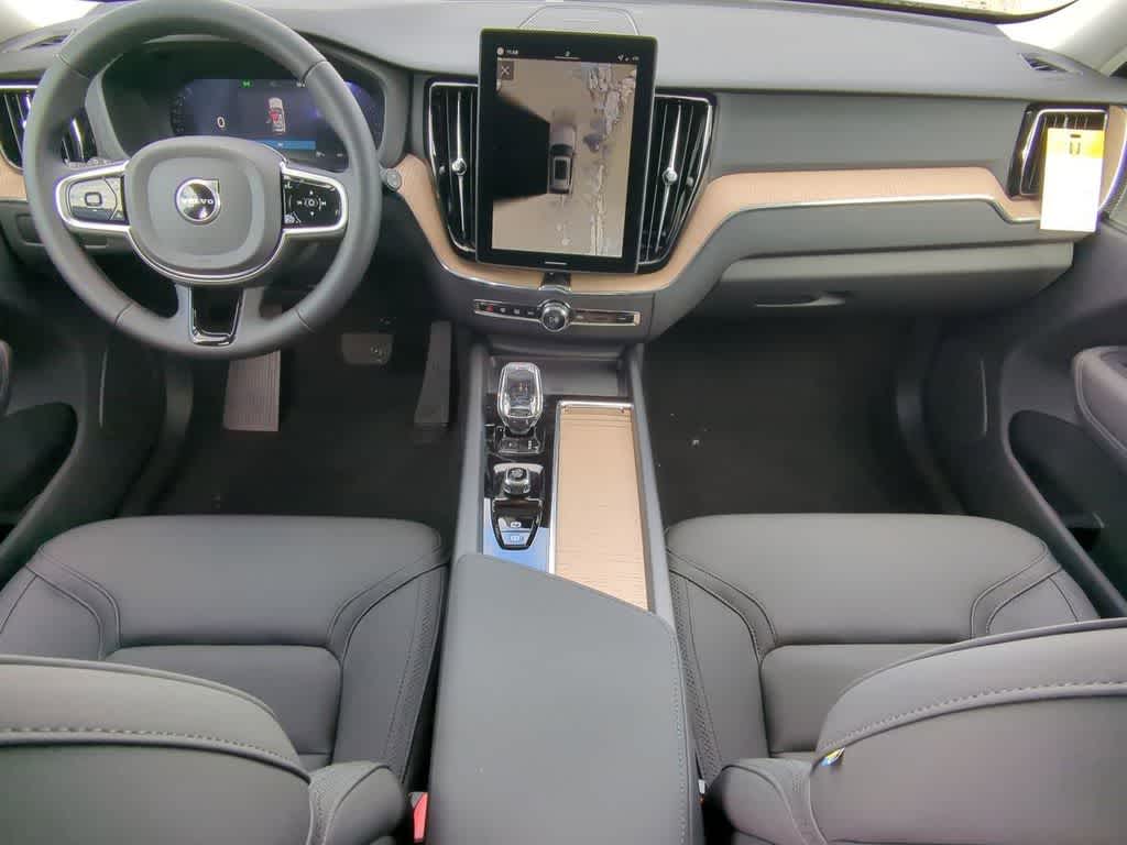 Thumbnail: 2026 Volvo XC60 - 14