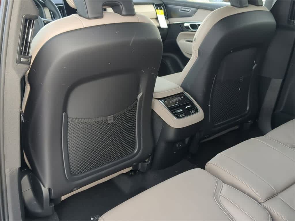 Thumbnail: 2026 Volvo XC90 - 10