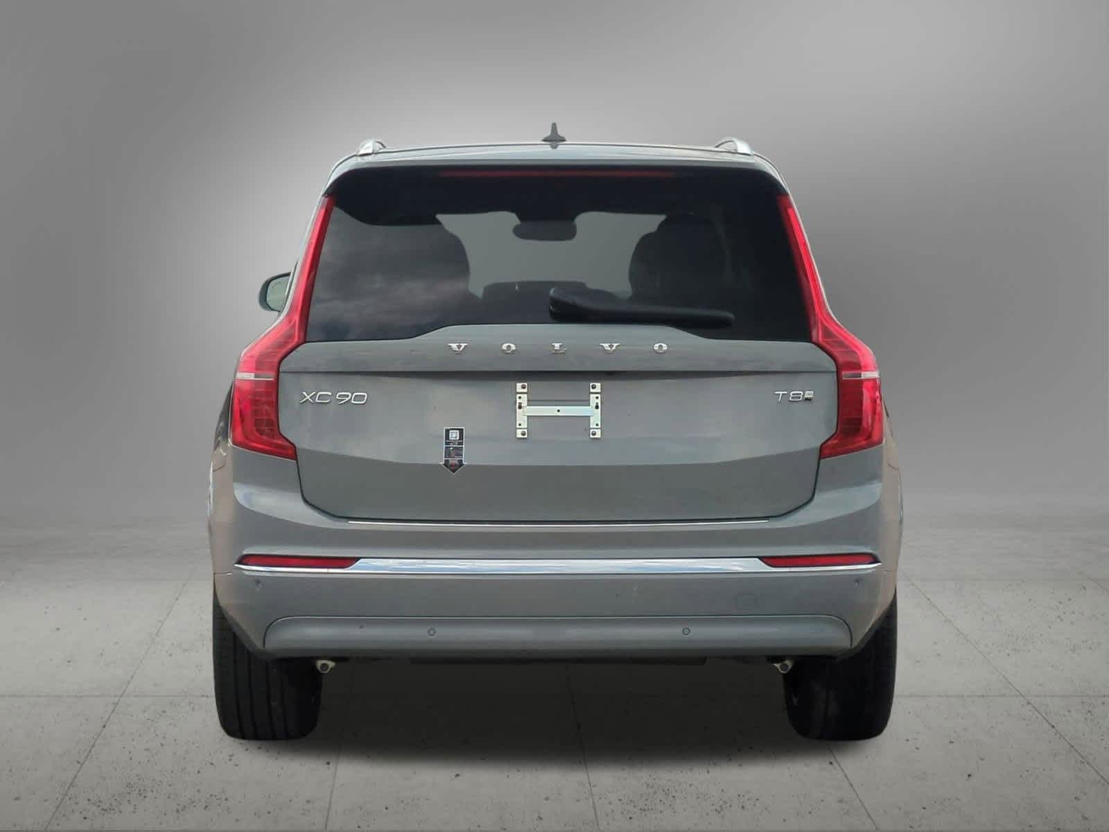 2025 Volvo XC90 T8 Plus 5