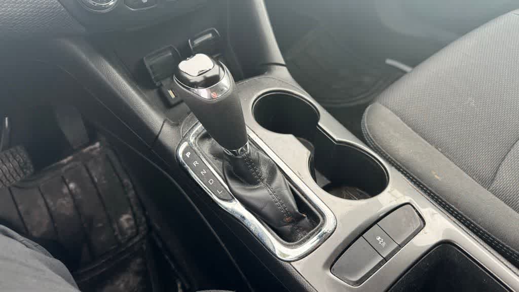 Thumbnail: 2017 Chevrolet Cruze - 20