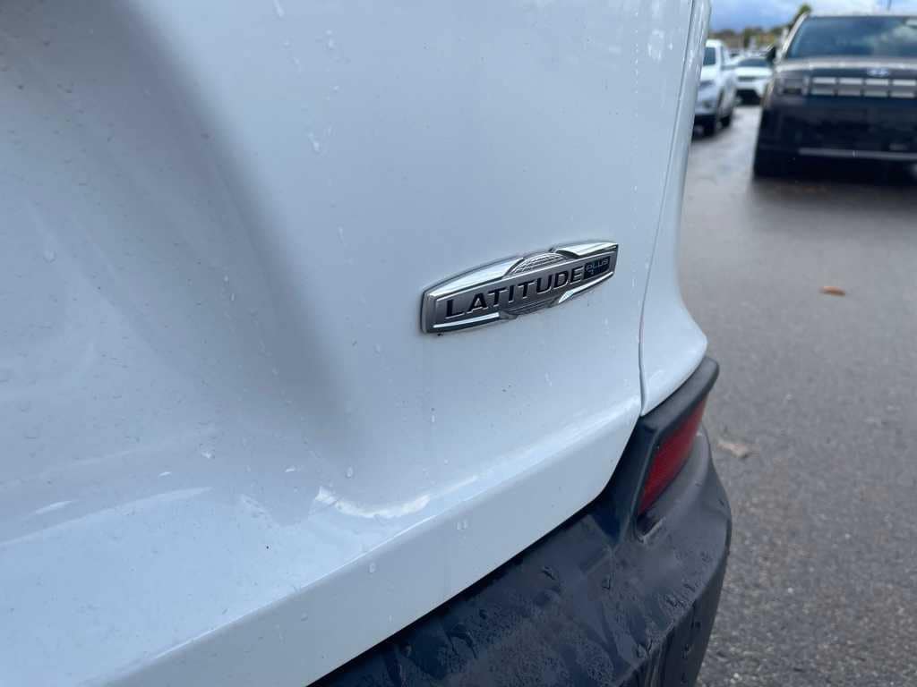 Thumbnail: 2020 Jeep Cherokee - 10