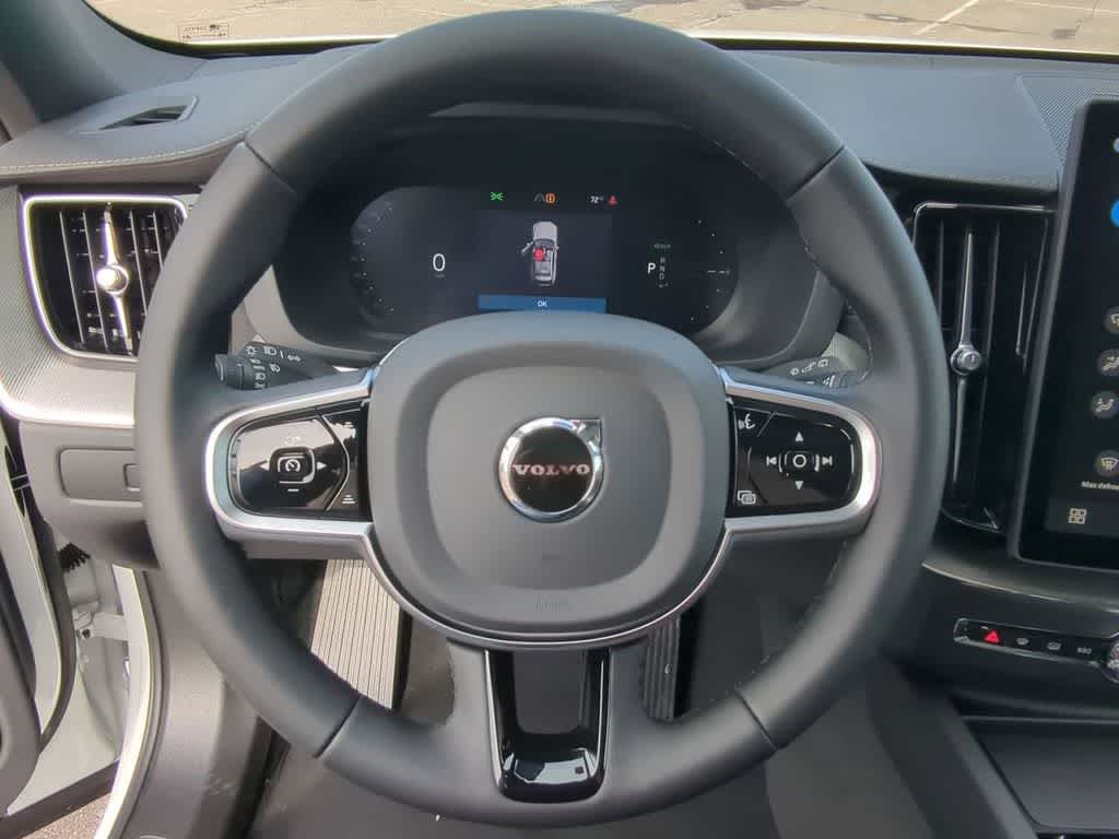 Thumbnail: 2026 Volvo XC60 - 21