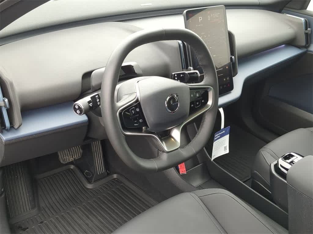 Thumbnail: 2025 Volvo EX30 - 2