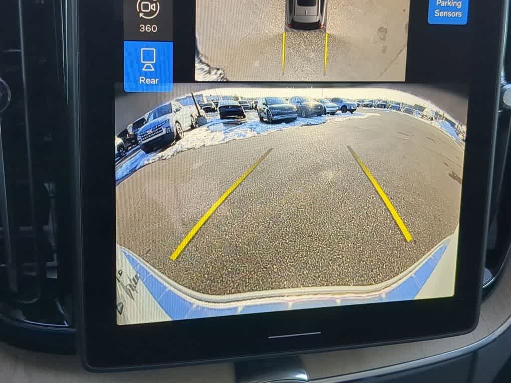 Thumbnail: 2026 Volvo XC60 - 28