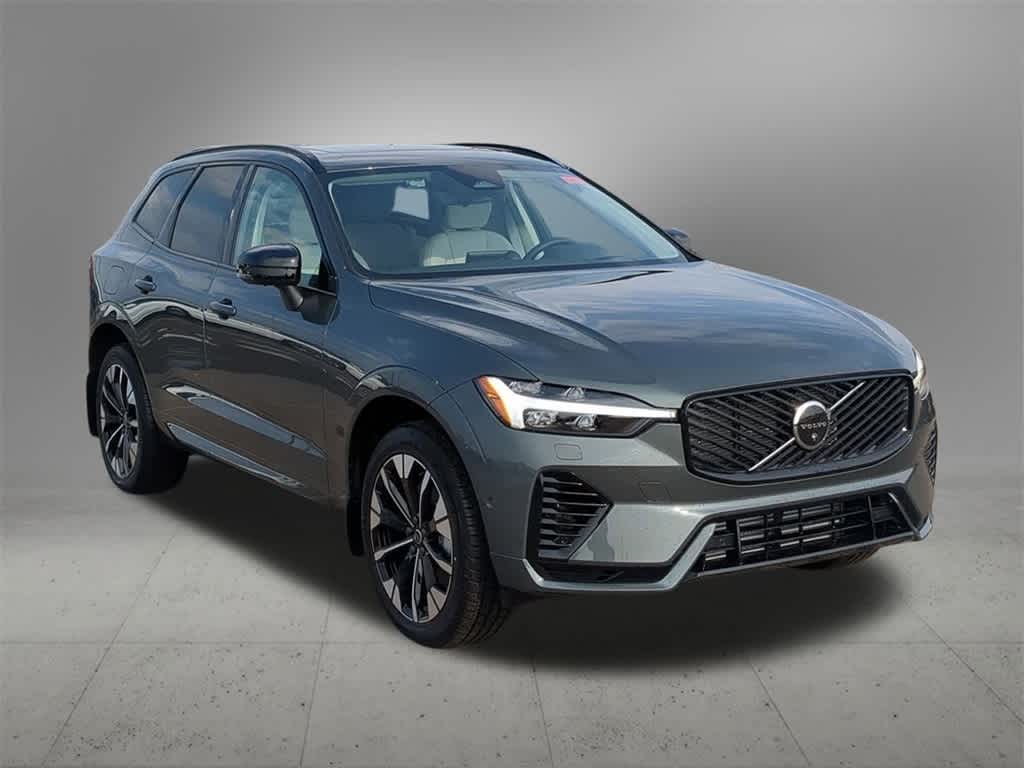 Thumbnail: 2026 Volvo XC60 - 8