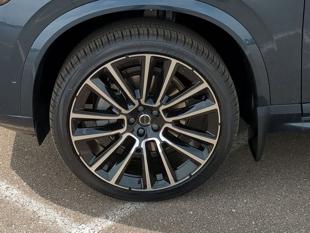 Thumbnail: 2026 Volvo XC90 - 13