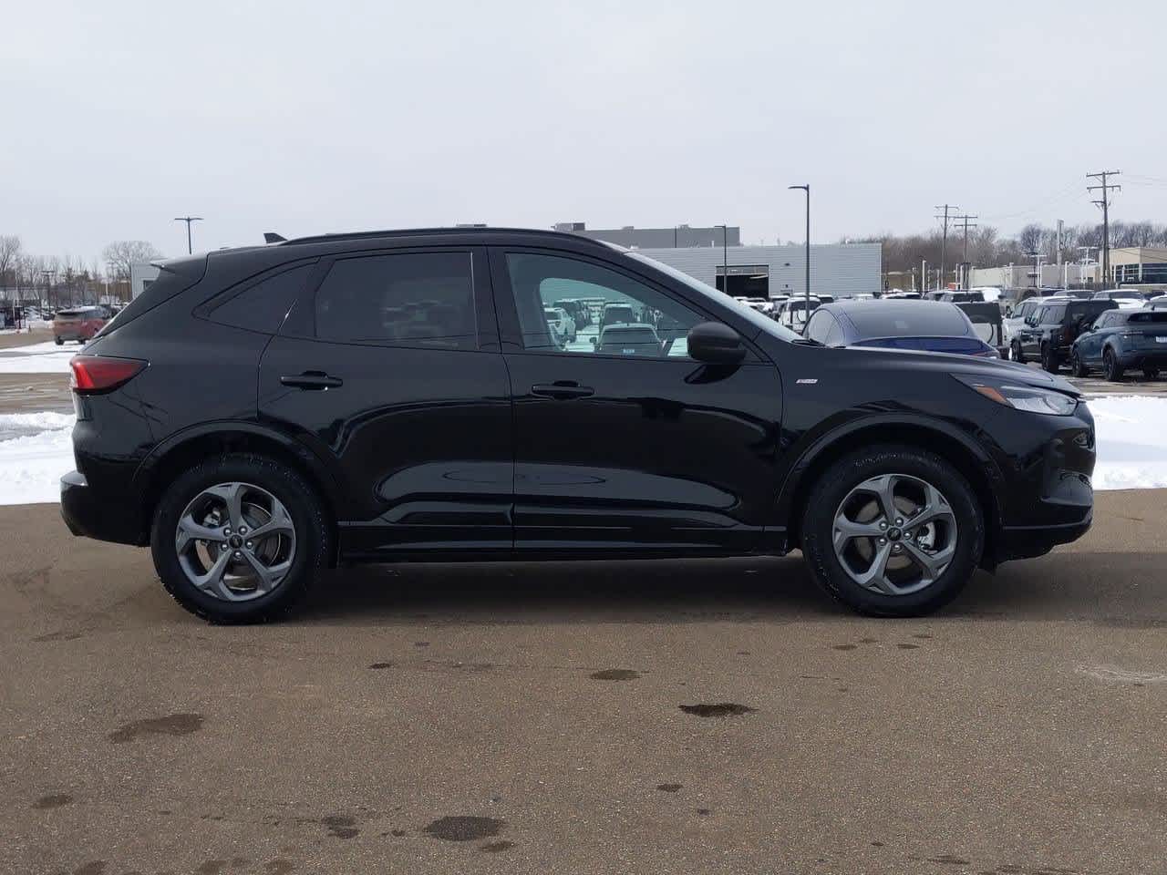 2024 Ford Escape ST-Line 7