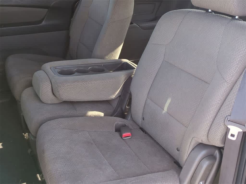 Thumbnail: 2016 Honda Odyssey - 16