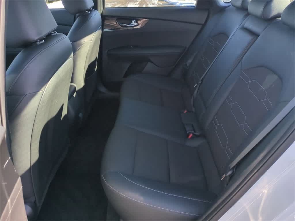 Thumbnail: 2024 Kia Forte - 12