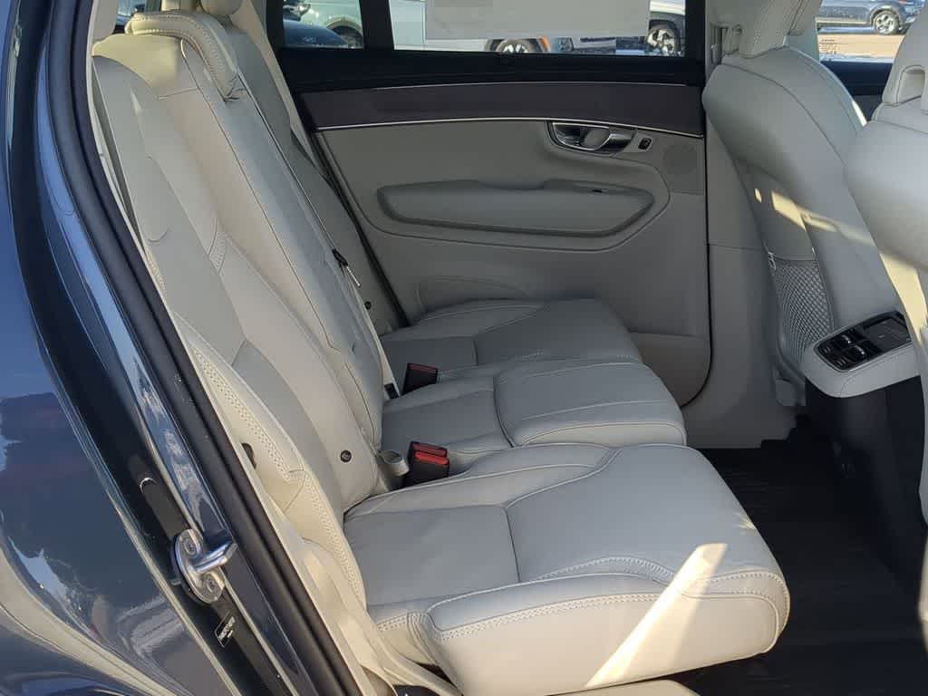 Thumbnail: 2026 Volvo XC90 - 19