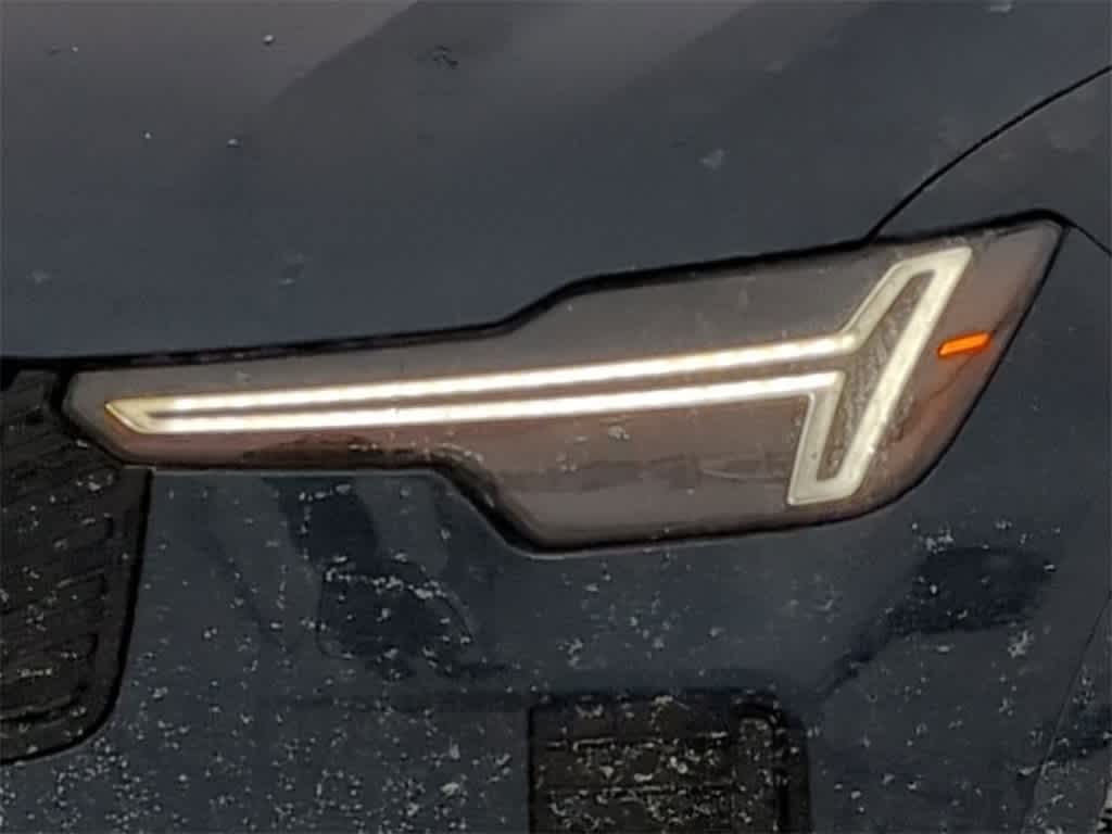 Thumbnail: 2026 Volvo XC90 - 10