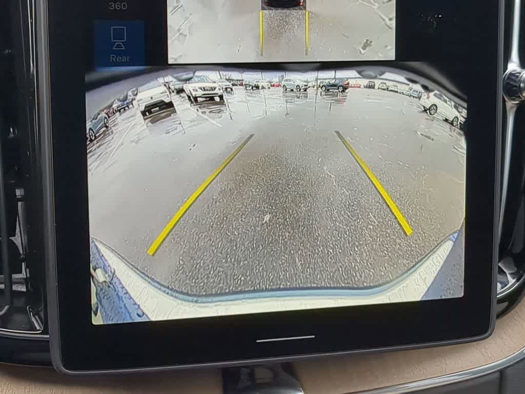 Thumbnail: 2026 Volvo XC60 - 27