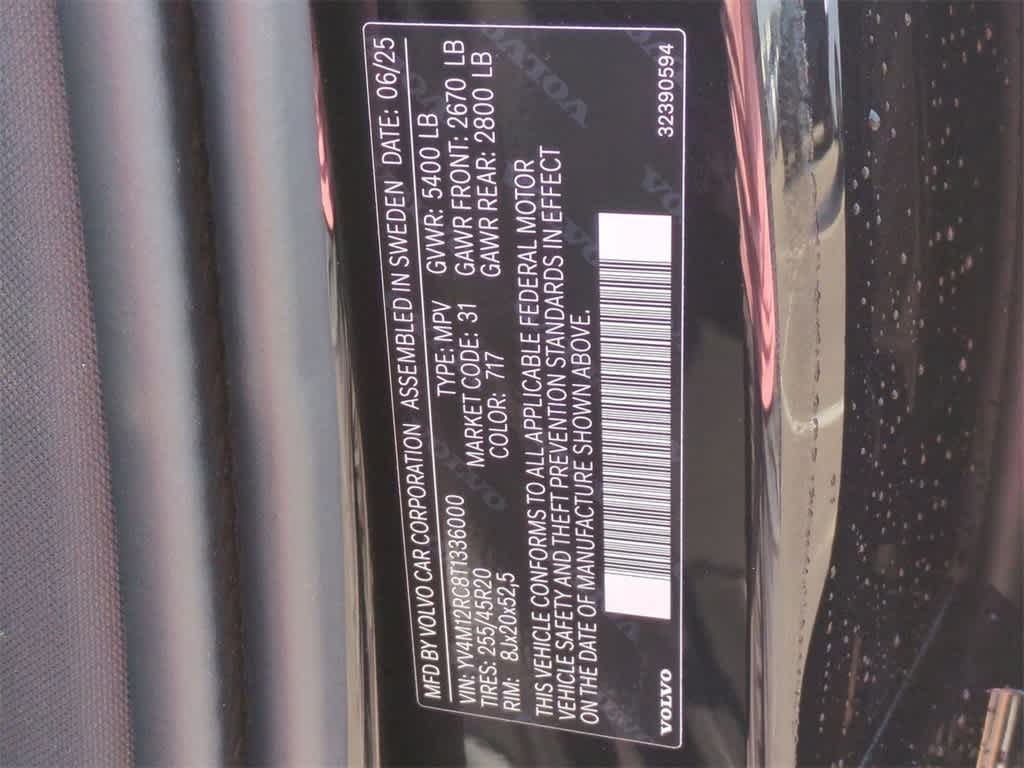 Thumbnail: 2026 Volvo XC60 - 34